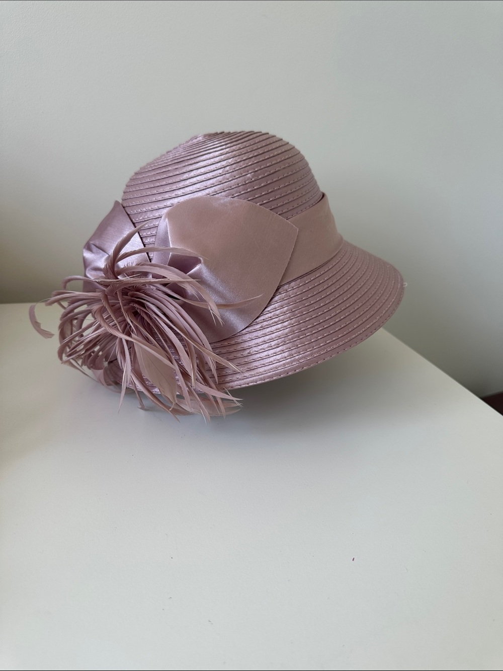 Dusty Pink Decorative Straw Cloche Hat with Feather Trim